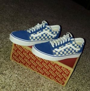 Blue old skool checkered vans